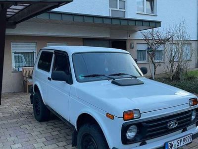 gebraucht Lada Urban 4x4