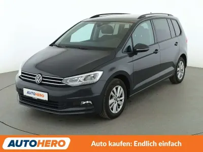 Gebraucht VW Touran Comfortline 150 PS (110 kW) 2024 Gray Van / Kleinbus