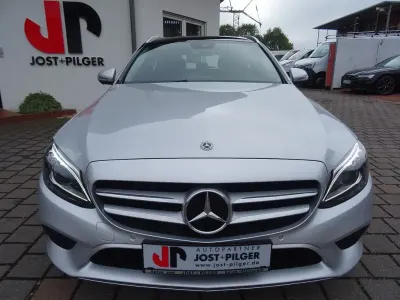 Gebraucht Mercedes C220 194 PS (142 kW) 2020 Silber Kombi