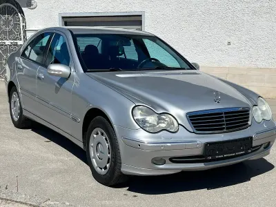 Gebraucht Mercedes C200 163 PS (119 kW) 2000 Silber Limousine