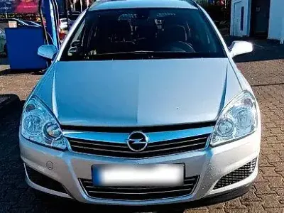 Gebraucht Opel Astra 110 PS (80 kW) 2008 Silber Kombi
