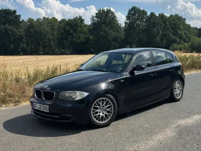 Gebraucht BMW 118 143 PS (105 kW) 2009 Schwarz Kleinwagen