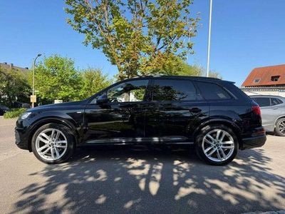 Second-hand Audi Q7 Sport 272 CP (200 kW) 2016 Negru SUV
