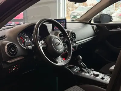 Gebraucht Audi A3 Attraction 150 PS (110 kW) 2015 Grau Limousine