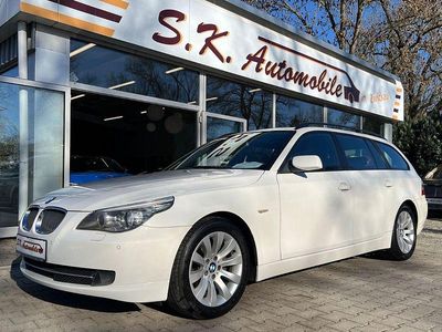 Gebraucht BMW 520 Sport Line 177 PS (130 kW) 2009 Weiß Kombi