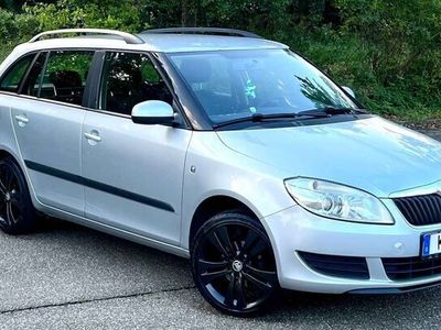 gebraucht Skoda Fabia 1.6 TDI Combi TÜV/Zahnriemen/Klima/ALU/Android