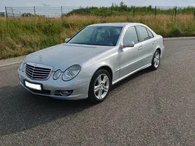 Gebraucht Mercedes E280 Avantgarde 190 PS (139 kW) 2006 Silber Limousine