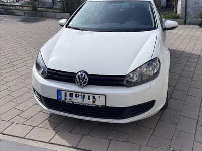Gebraucht VW Golf VI Trendline 80 PS (58 kW) 2009 Weiß Kleinwagen