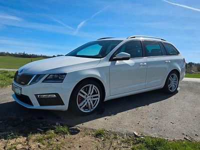 Gebraucht Skoda Octavia RS 230 PS (169 kW) 2018 Weiß Kombi