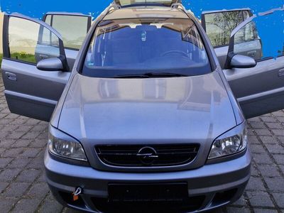 gebraucht Opel Zafira a 2,2 DTI Diesel