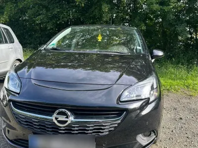 Gebraucht Opel Corsa Edition 101 PS (74 kW) 2018 Schwarz Kleinwagen