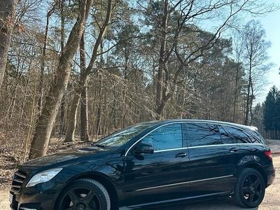 Gebraucht Mercedes R350 AMG 265 PS (194 kW) 2013 Schwarz Van / Kleinbus