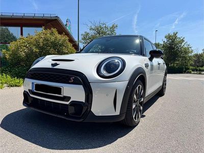 Gebraucht Mini Cooper S Classic 178 PS (130 kW) 2023 Weiß Kleinwagen