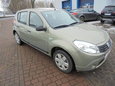 Gebraucht Dacia Sandero Ambiance 75 PS (55 kW) 2009 Grün Kleinwagen