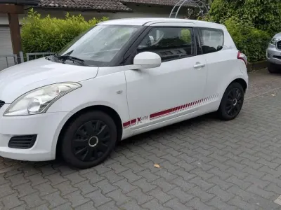 Gebraucht Suzuki Swift Basic 94 PS (69 kW) 2013 Weiß Kleinwagen