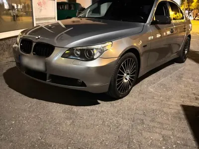 Gebraucht BMW 523 177 PS (130 kW) 2006 Grau Limousine