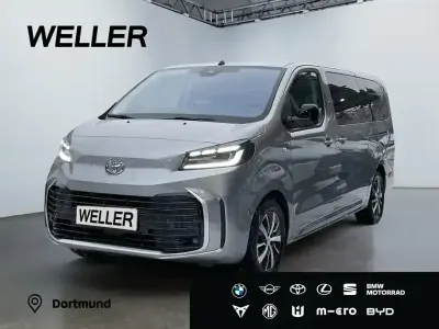Używany Toyota Proace Team 177 KM (130 kW) 2025 Srebrny Minivan