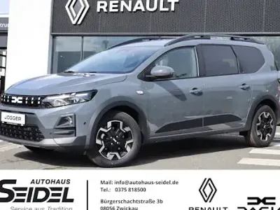 Neu Dacia Jogger Journey 122 PS (89 kW) 2026 Grau Van / Kleinbus