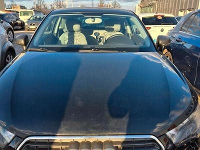 Gebraucht Audi A1 Attraction 86 PS (63 kW) 2011 Schwarz Kleinwagen