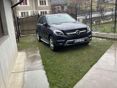 Gebraucht Mercedes ML350 258 PS (189 kW) 2013 Blau SUV