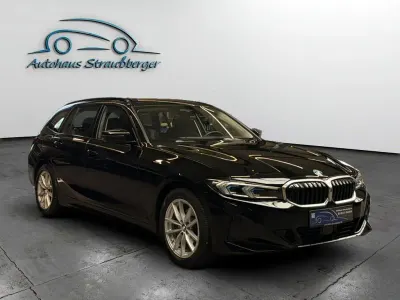 Gebraucht BMW 320 Shadowline 190 PS (139 kW) 2024 Schwarzkeine angabe Kombi