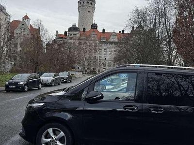 Gebraucht Mercedes V300 Avantgarde 237 PS (174 kW) 2023 Van / Kleinbus