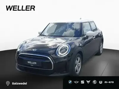 Gebraucht Mini Cooper Essential 136 PS (100 kW) 2022 Midnight black (schwarz) Kleinwagen