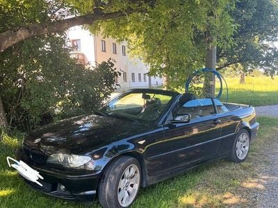 Schwarz Gebraucht 2004 BMW 318 Cabriolet Cabrio | 7.500 € (Etwas zu teuer)