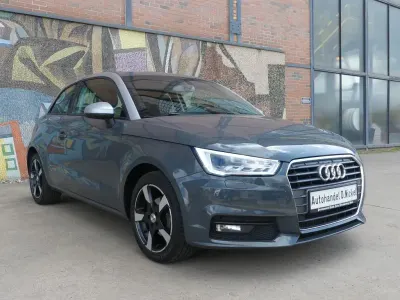 Używany Audi A1 Design 90 KM (66 kW) 2016 Szary Hatchback
