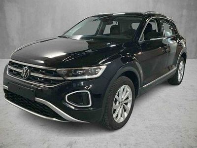 Second-hand VW T-Roc Style 150 CP (110 kW) 2024 Negru SUV