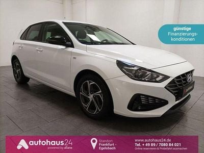 Gebraucht Hyundai i30 160 PS (117 kW) 2022 Weiß Limousine