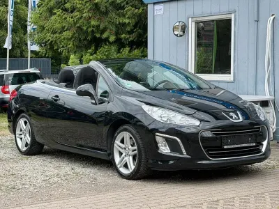 Gebraucht Peugeot 308 CC Active 156 PS (114 kW) 2012 Schwarz Cabrio