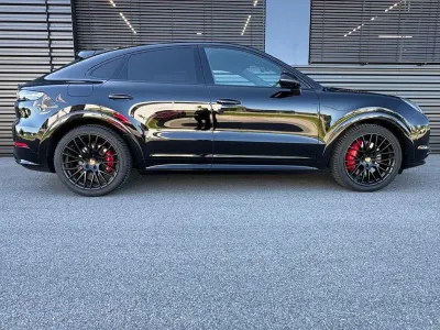 Usata Porsche Cayenne Coupe GTS 460 CV (338 kW) 2023 Nero Coupé