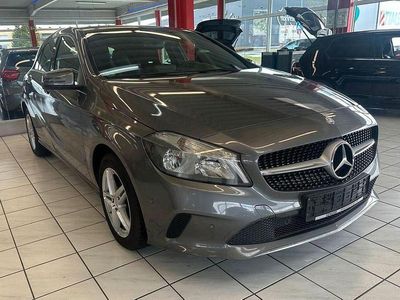 Gebraucht Mercedes A200 136 PS (100 kW) 2016 Grau Limousine