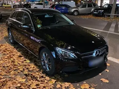 Gebraucht Mercedes C250 204 PS (150 kW) 2015 Schwarz Kombi