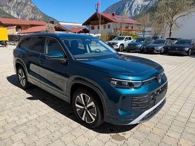 Nouă VW Tayron R 204 CP (150 kW) 2026 Albastru SUV