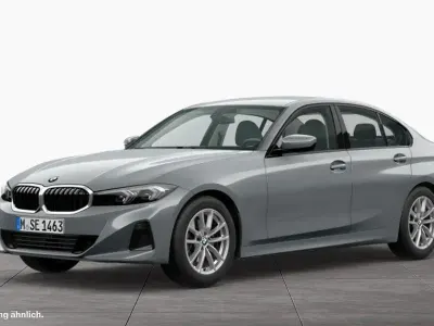 Usata BMW 318 Comfort Edition 156 CV (114 kW) 2025 Grigio Berlina