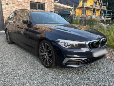 Gebraucht BMW 530 Luxury Line 252 PS (185 kW) 2018 Blau Kombi