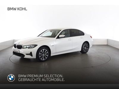 BMW 330e