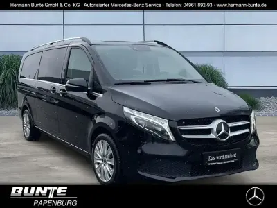 Second-hand Mercedes V300 Avantgarde 237 CP (174 kW) 2022 Negru Monovolum