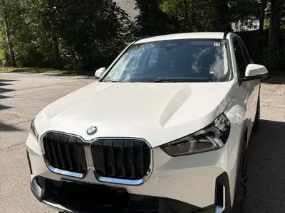 Gebraucht BMW X1 136 PS (100 kW) 2023 Weiß SUV