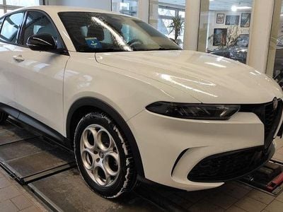 Weiß Gebraucht 2023 Alfa Romeo Tonale Sprint SUV | 24.900 € (Fairer Preis)