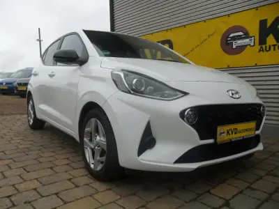 Gebraucht Hyundai i10 GO! 67 PS (49 kW) 2023 Weiß Kleinwagen