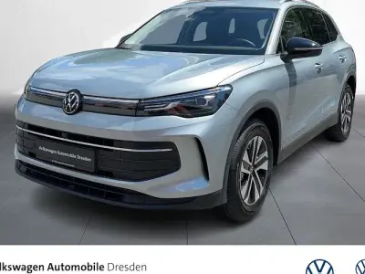 Neu VW Tiguan Life 150 PS (110 kW) 2026 Silber SUV