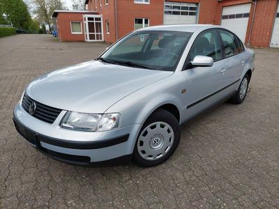 gebraucht VW Passat 1.6, 1 Hand,Klima,AHK,sehr gepflegt,Tüv 04/2026