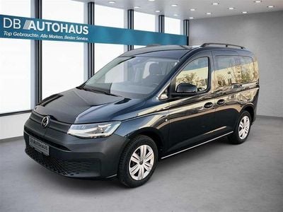 Second-hand VW Caddy 122 CP (89 kW) 2023 Albastru Monovolum