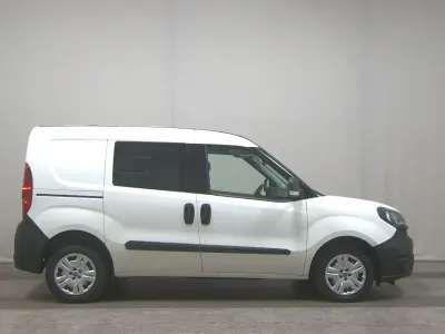 Gebraucht Fiat Doblò 95 PS (69 kW) 2020 Weiß