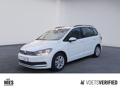 Gebraucht VW Touran Comfortline 150 PS (110 kW) 2021 Weiß Van / Kleinbus
