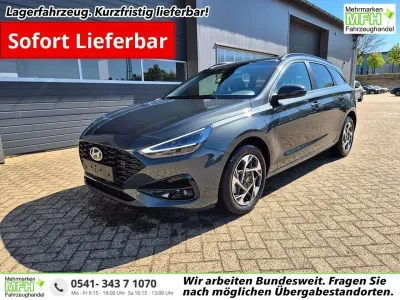 Neu Hyundai i30 Trend 150 PS (110 kW) 2026 Cypress green Kombi