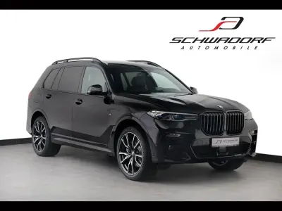 Gebraucht BMW X7 M Sport 340 PS (250 kW) 2022 Schwarz SUV